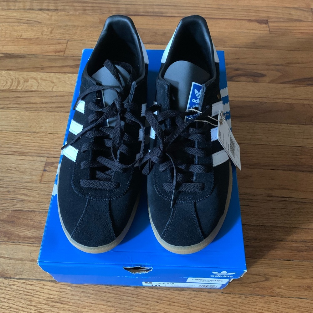 Adidas Munchen Mens Size 10 New/ Unworn